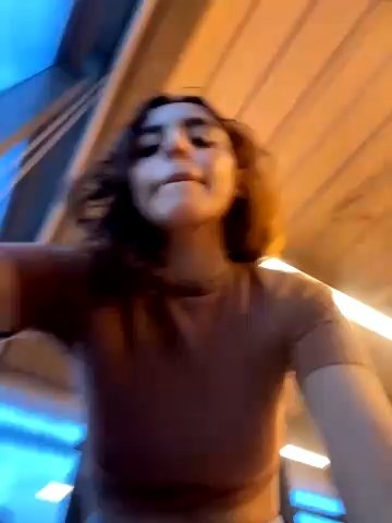 Katee_Jones live cam screenshot female on CamSexing – Live Sex Chat & Webcam Shows — screenshot #4