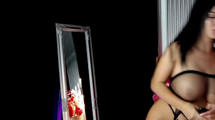 KenyaCruz live cam screenshot female on CamSexing – Live Sex Chat & Webcam Shows — screenshot #1